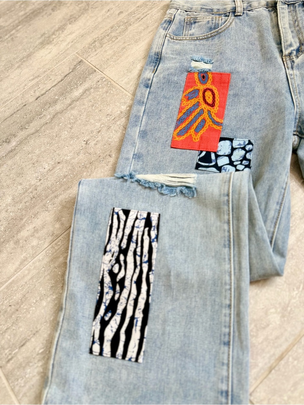 Cider Patchwork Distressed Straight Leg Jeans Light Wash High Rise Size M - Picture 7 of 12
